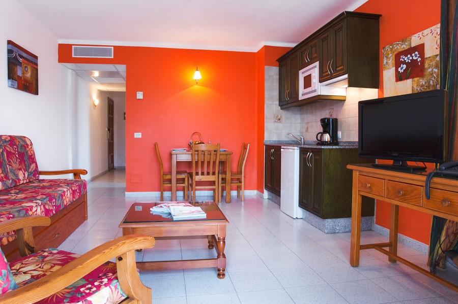 Suite Hotel Montana Club Puerto del Carmen  Exterior photo