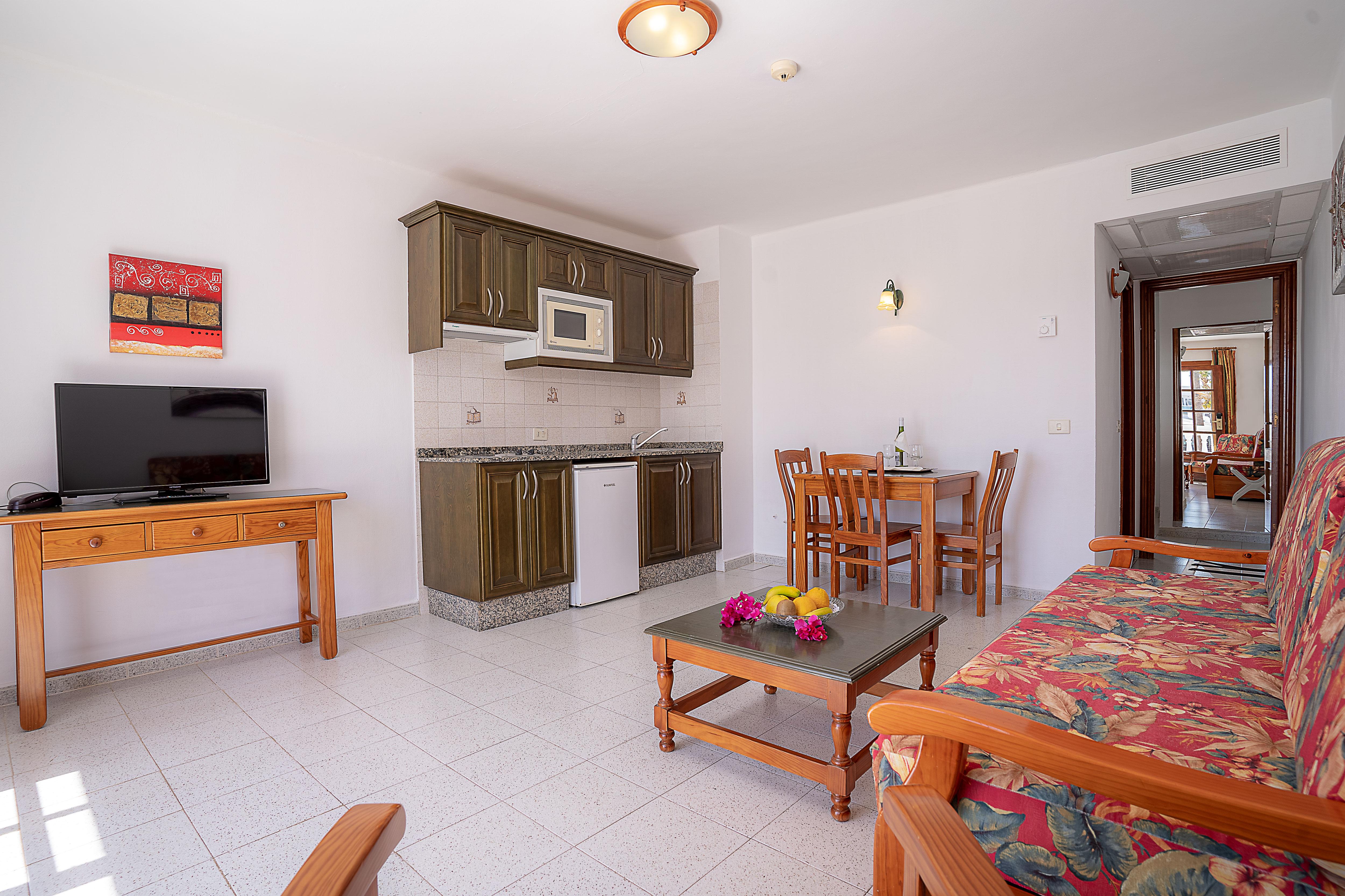 Suite Hotel Montana Club Puerto del Carmen  Exterior photo