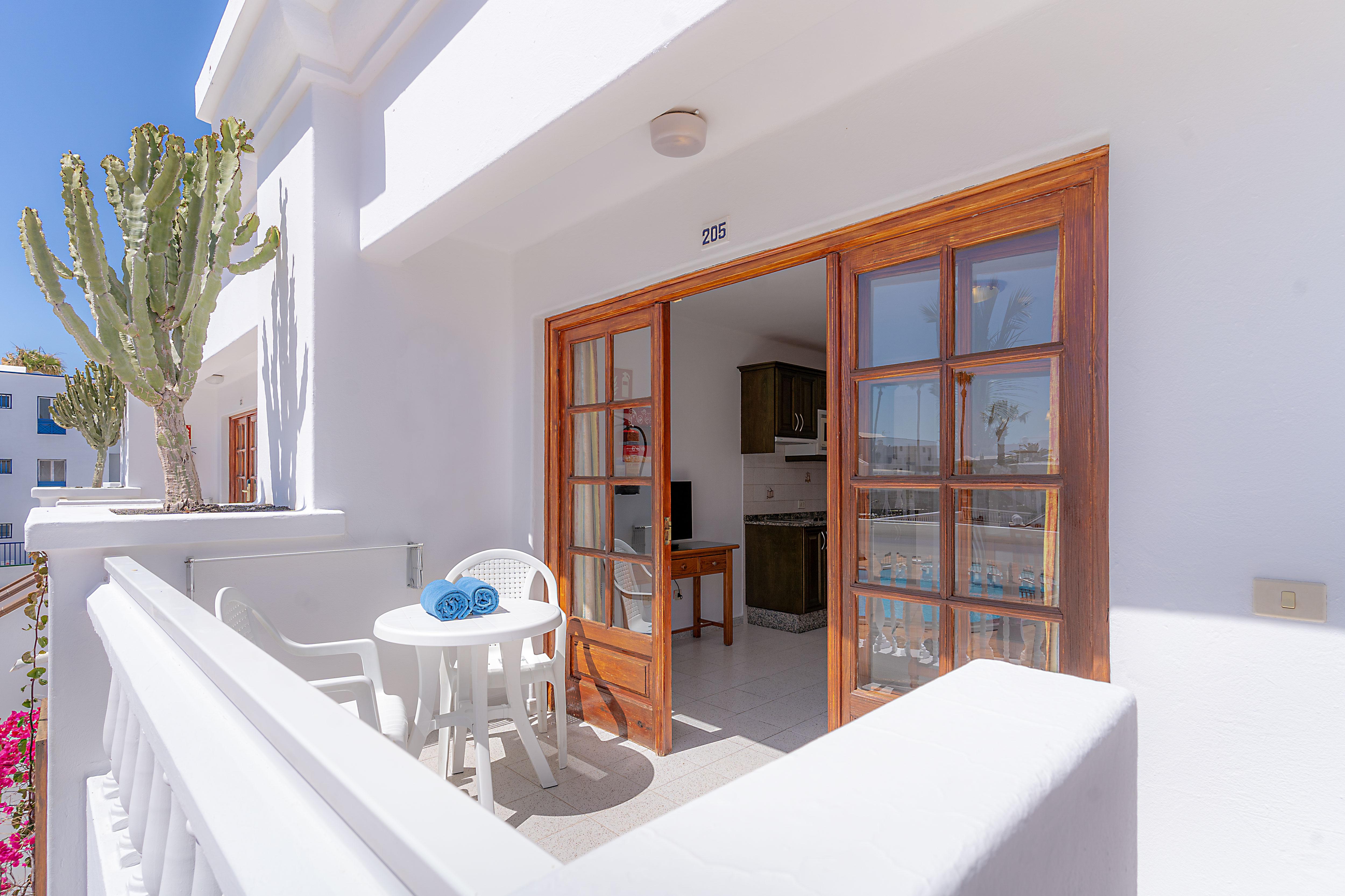 Suite Hotel Montana Club Puerto del Carmen  Exterior photo