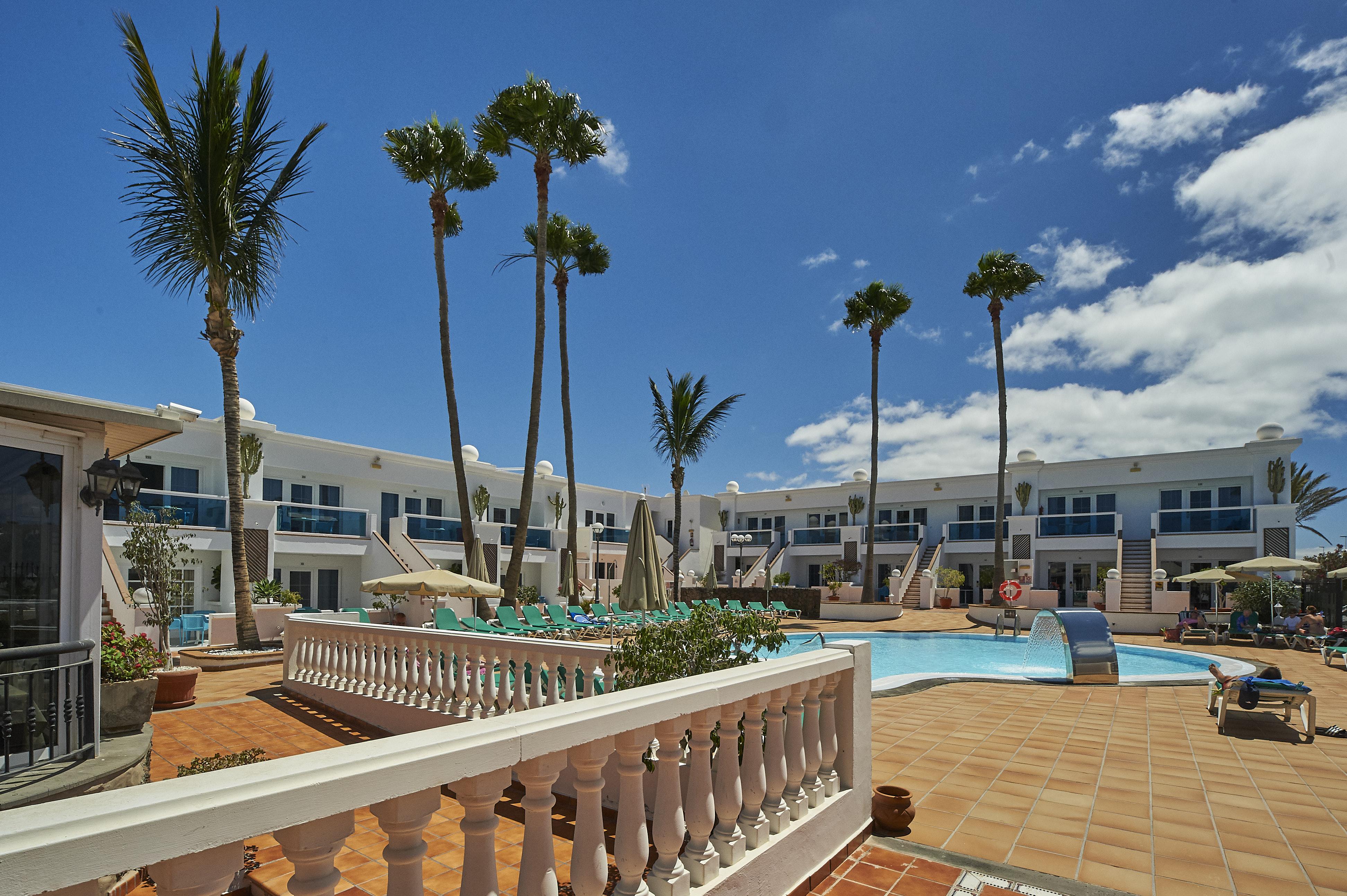 Suite Hotel Montana Club Puerto del Carmen  Exterior photo