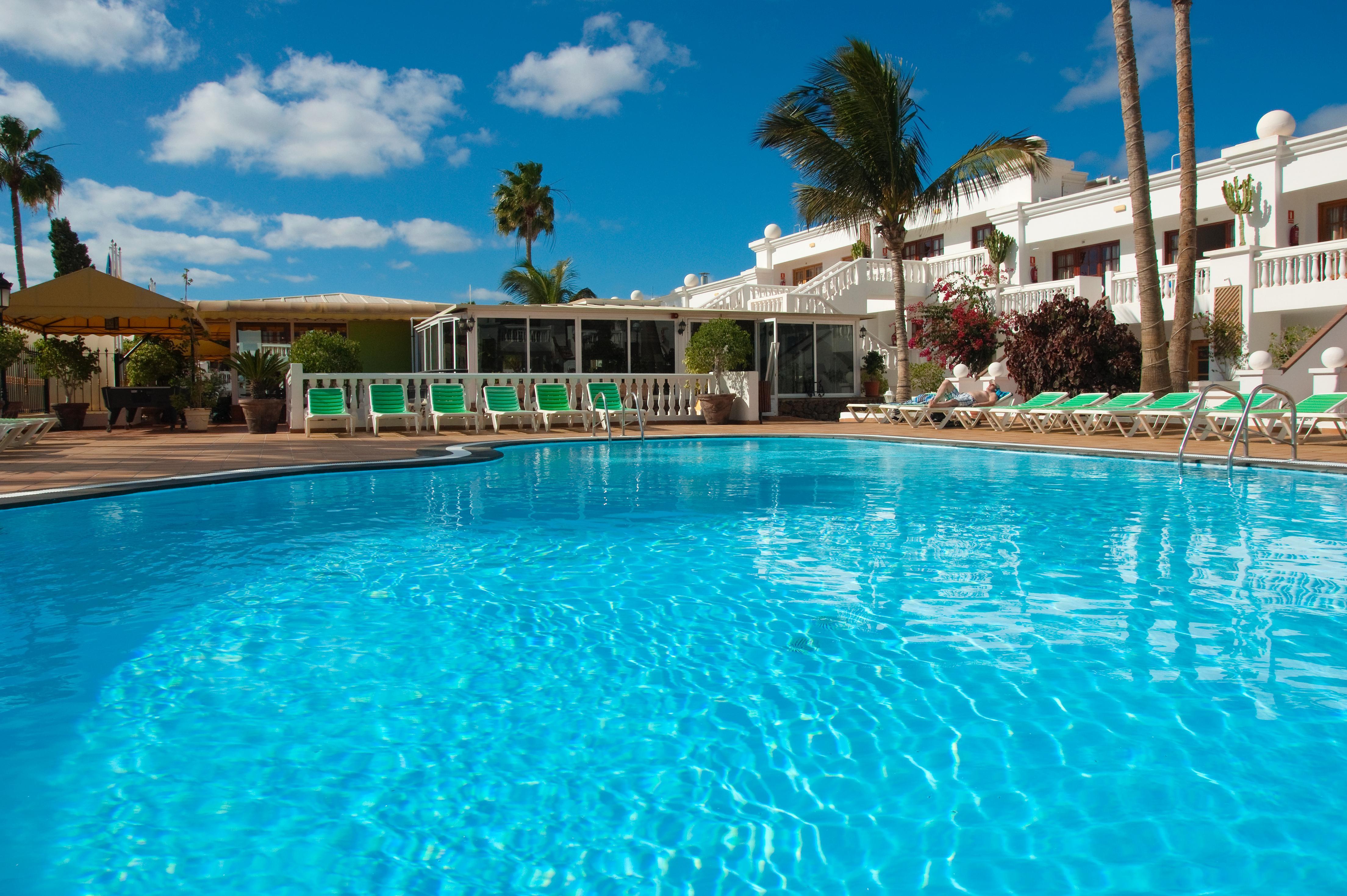 Suite Hotel Montana Club Puerto del Carmen  Exterior photo