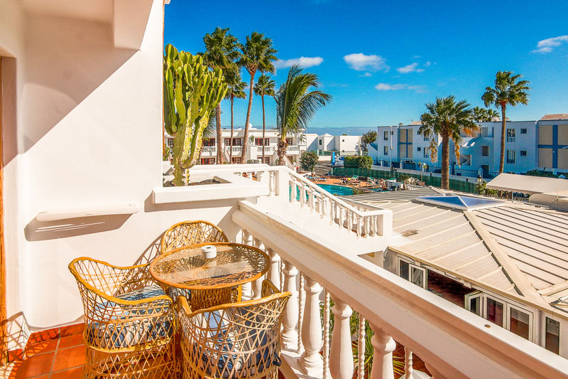 Suite Hotel Montana Club Puerto del Carmen  Exterior photo